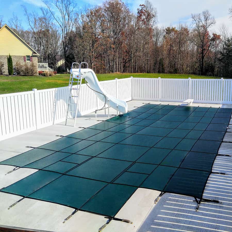 16x32 Dura Mesh Rectangle with CENTER End Steps (4x8) 10M-M-GR