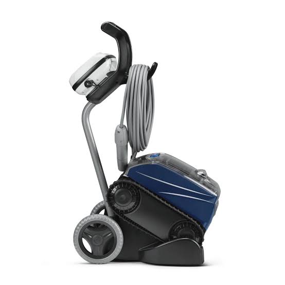 Polaris EPIC™ 8642 iQ Robotic Pool Cleaner